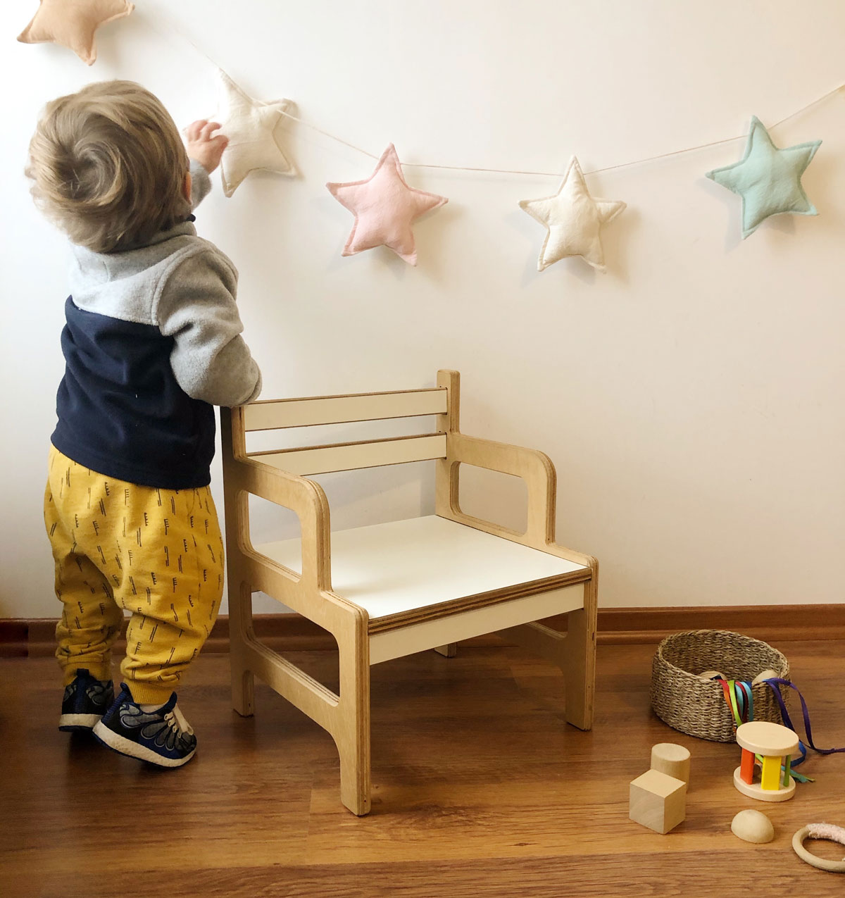 Silla inspirada pedagogía – IRQICHAY - Muebles inspirados en Pedagogía Montessori