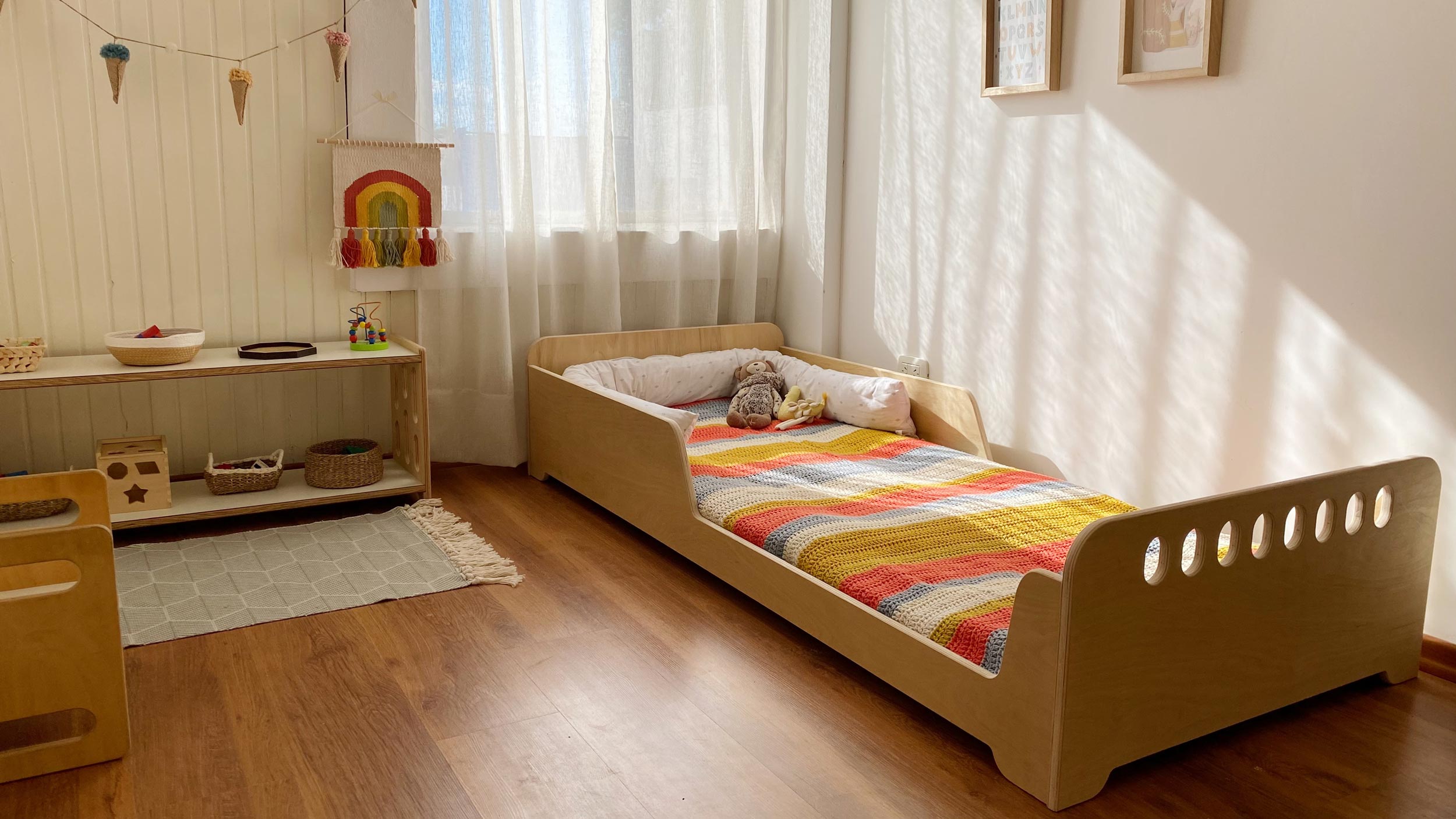 Cama con casita Muebles inspirados en Pedagogía Montessori