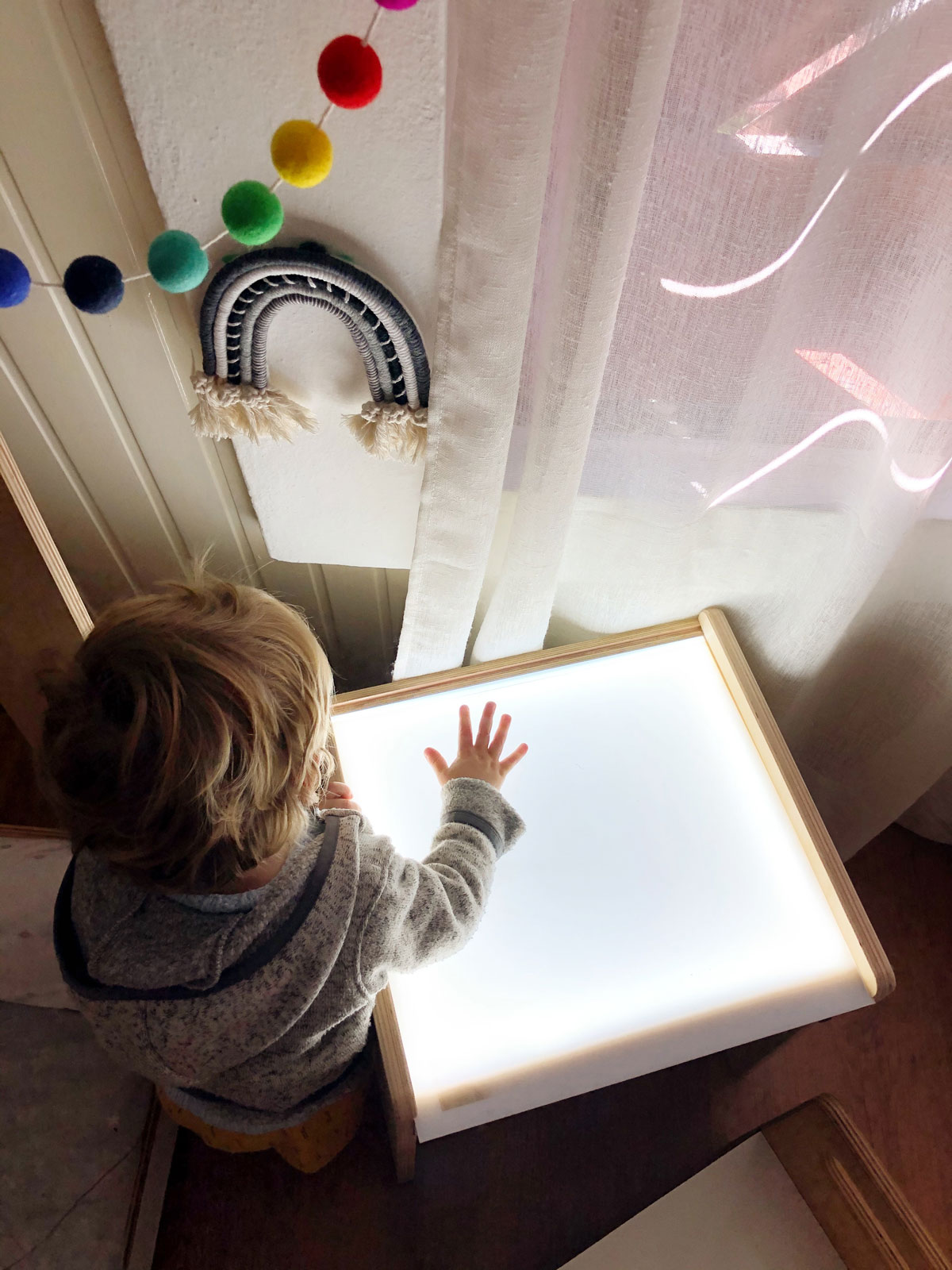 💡Mesas de luz Montessori: cual es la mejor?🥇