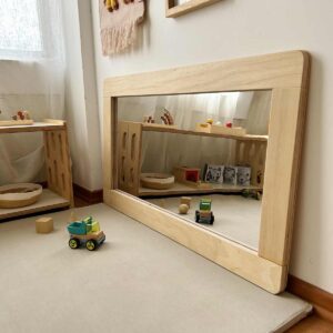 Espejo de acrilico Montessori. Espejo pafra bebe. Habitacion montessori inspirada en pedagogía Montessori - Irqichay